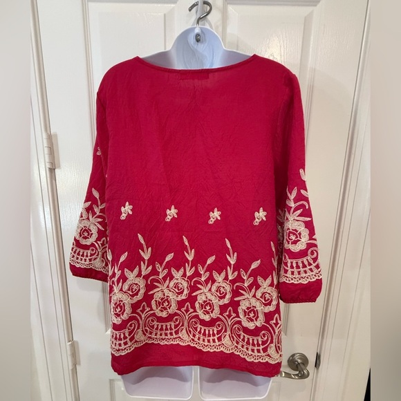 Ana & Rose Floral Embroidered Women's Top Size small - Picture 2 of 6